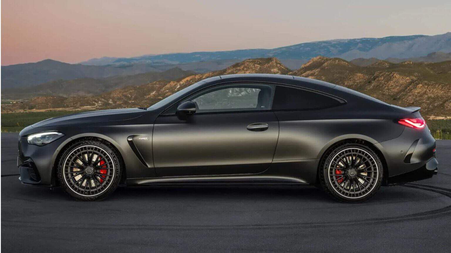 Mercedes-AMG CLE 63 opta per un V8