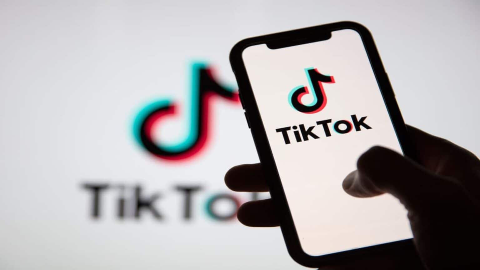 TikTok attacco verso l'intelligenza artificiale