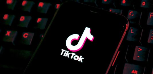 TikTok fa pace con Universal Music: la musica ora torna ufficialmente