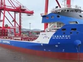 La Green Water 01 è un'immensa nave alimentata esclusivamente ad elettricità, che permetterà alla Cina di esportare le sue auto