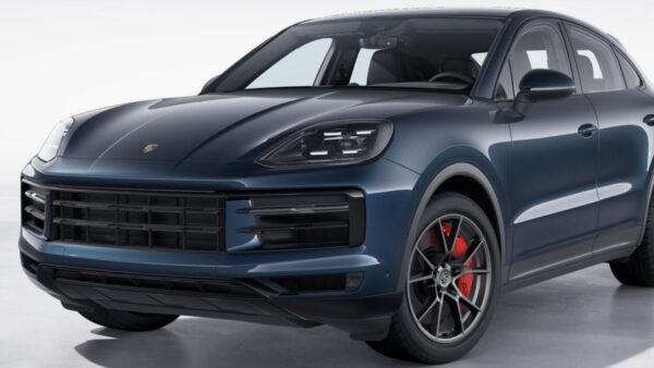 Porsche Cayenne Elettrica