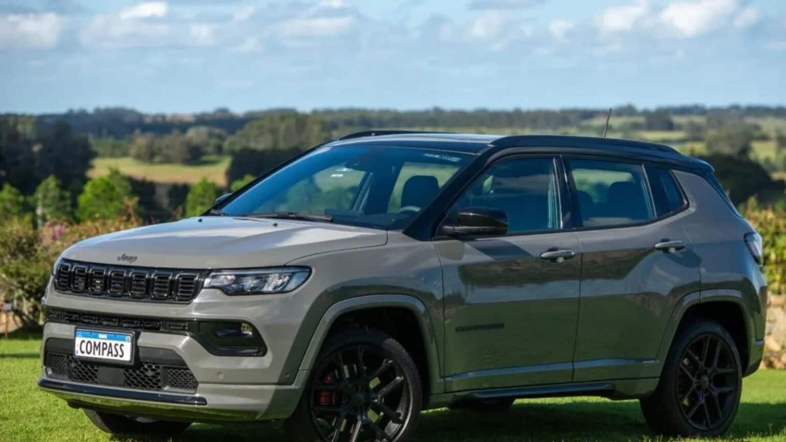Nuova Jeep Compass: il modello ibrido avrà anche una versione elettrica?
