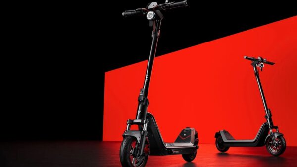 NIU lancia il nuovo monopattino Elettrico KQi 300