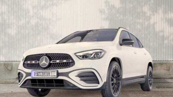 Mercedes Classe C foto spia 1
