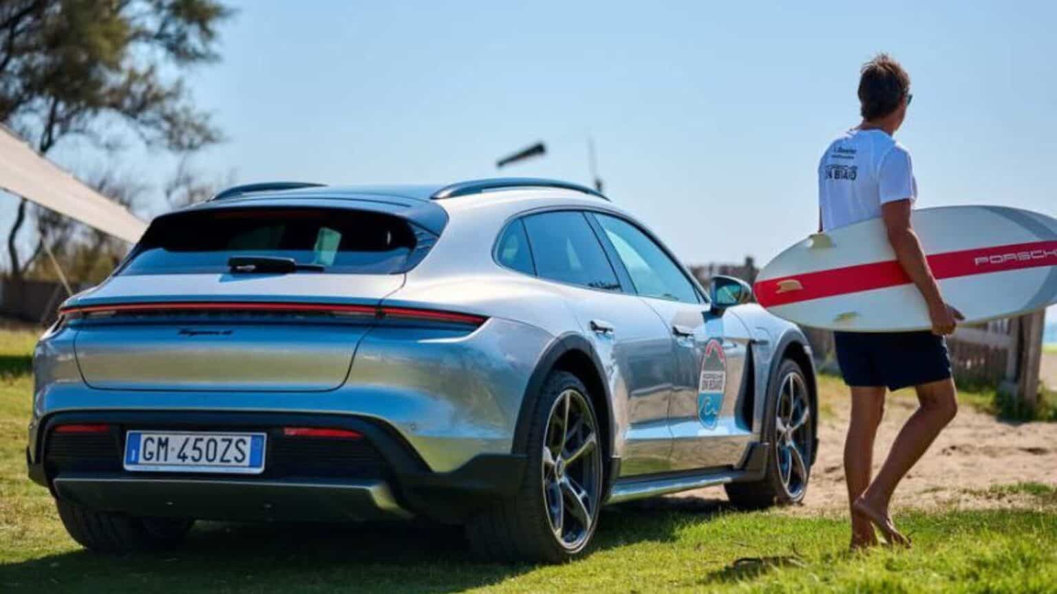 Porsche Italia dà il via all'estate tra sport, avventura ed E-performance