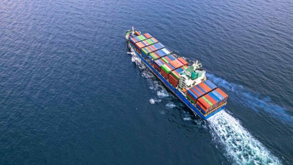 L'industria navale, nel tentativo di ridurre l'inquinamento atmosferico, ha forse creato un danno altrettanto grave.