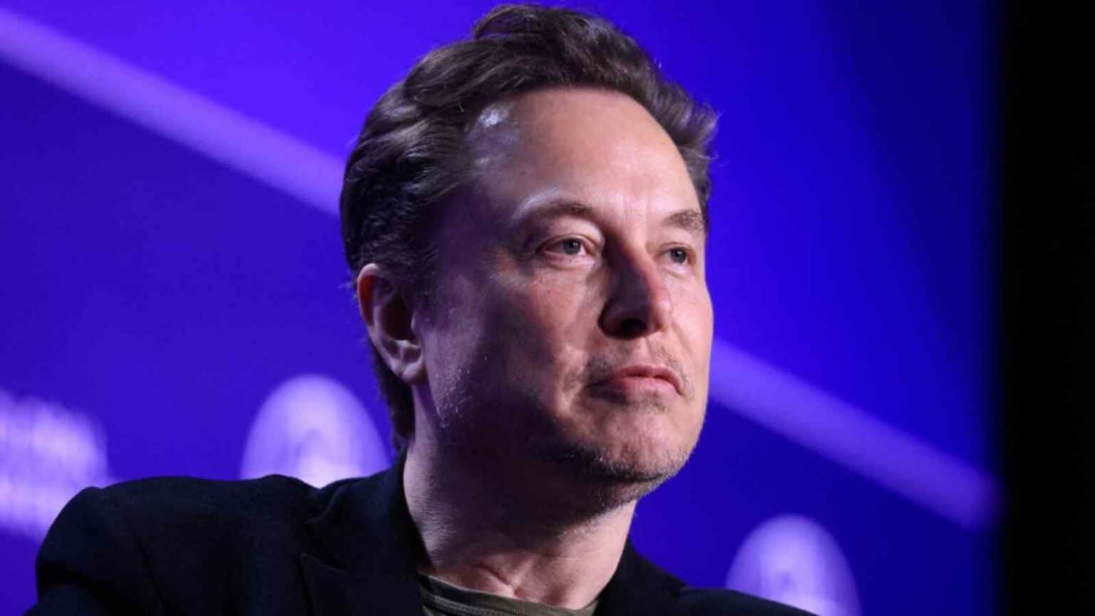 Il visionario CEO di Tesla, Elon Musk, continua ad affascinare gli investitori con la sua intraprendenza e il suo ottimismo.