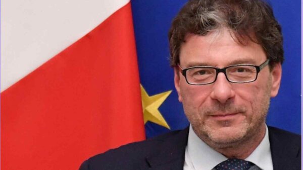 Il Ministro dello sviluppo economico Georgetti apre alla possibilità di nuovi incentivi per le auto elettriche