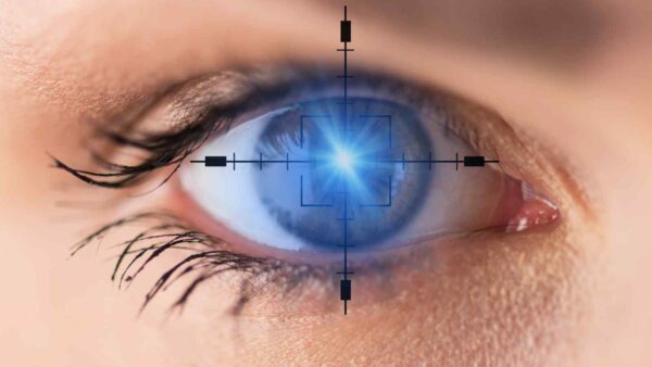 La luce blu è una specifica radiazione luminosa che viene emessa dai dispositivi tecnologici contemporanei, e può fare danni seri alla vista.