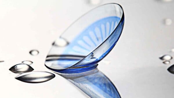 Le lenti a contatto smart devono sistemare ancora qualcosa nella loro batteria per essere davvero perfette