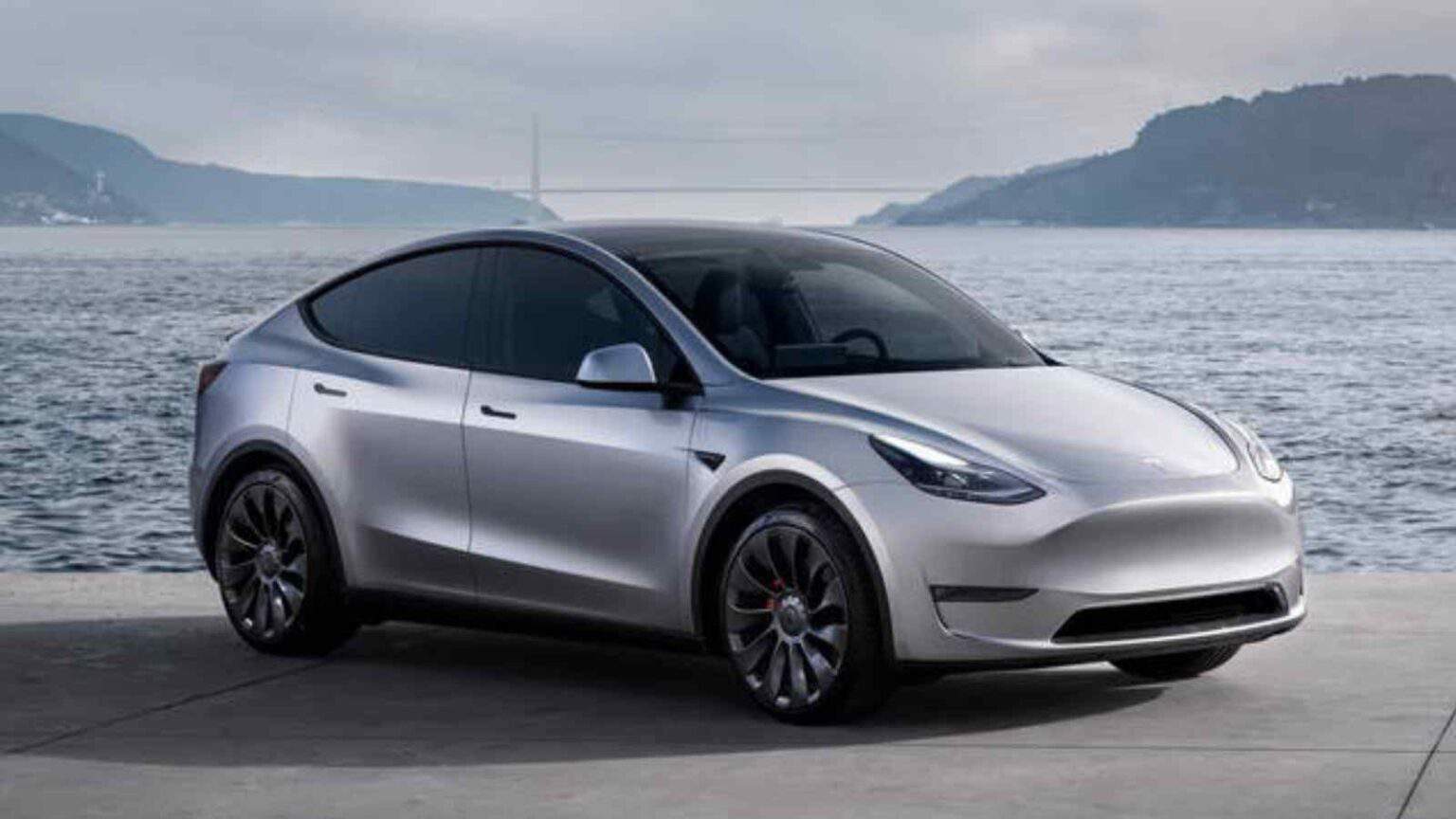 La Tesla sbanca il mercato delle auto con la Model Y, divenuta l'auto più venduta a livello mondiale superando tutti i colossi storici.