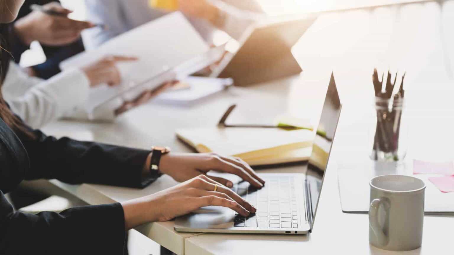 Andare a lavoro è spesso un obbligo, ma non deve essere per forza spiacevole: con l'impegno da parte delle aziende possiamo vincere tutti.