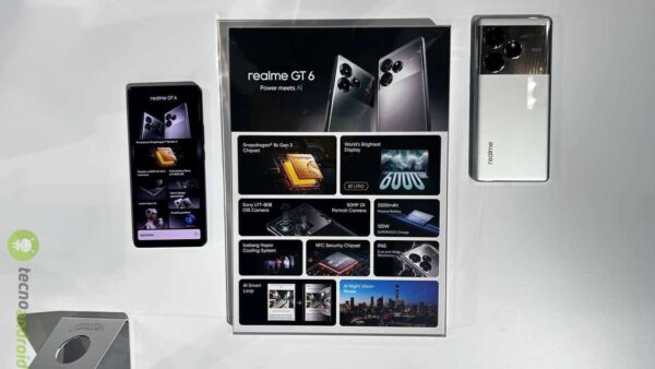 Realme - dettaglio