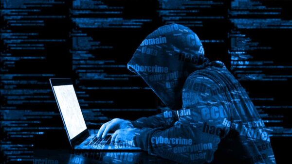 Pliny the Prompter è l'hacker che, attraverso una falla, è riuscito a bypassare i divieti imposti da OpenAI su Chat GPT-4o