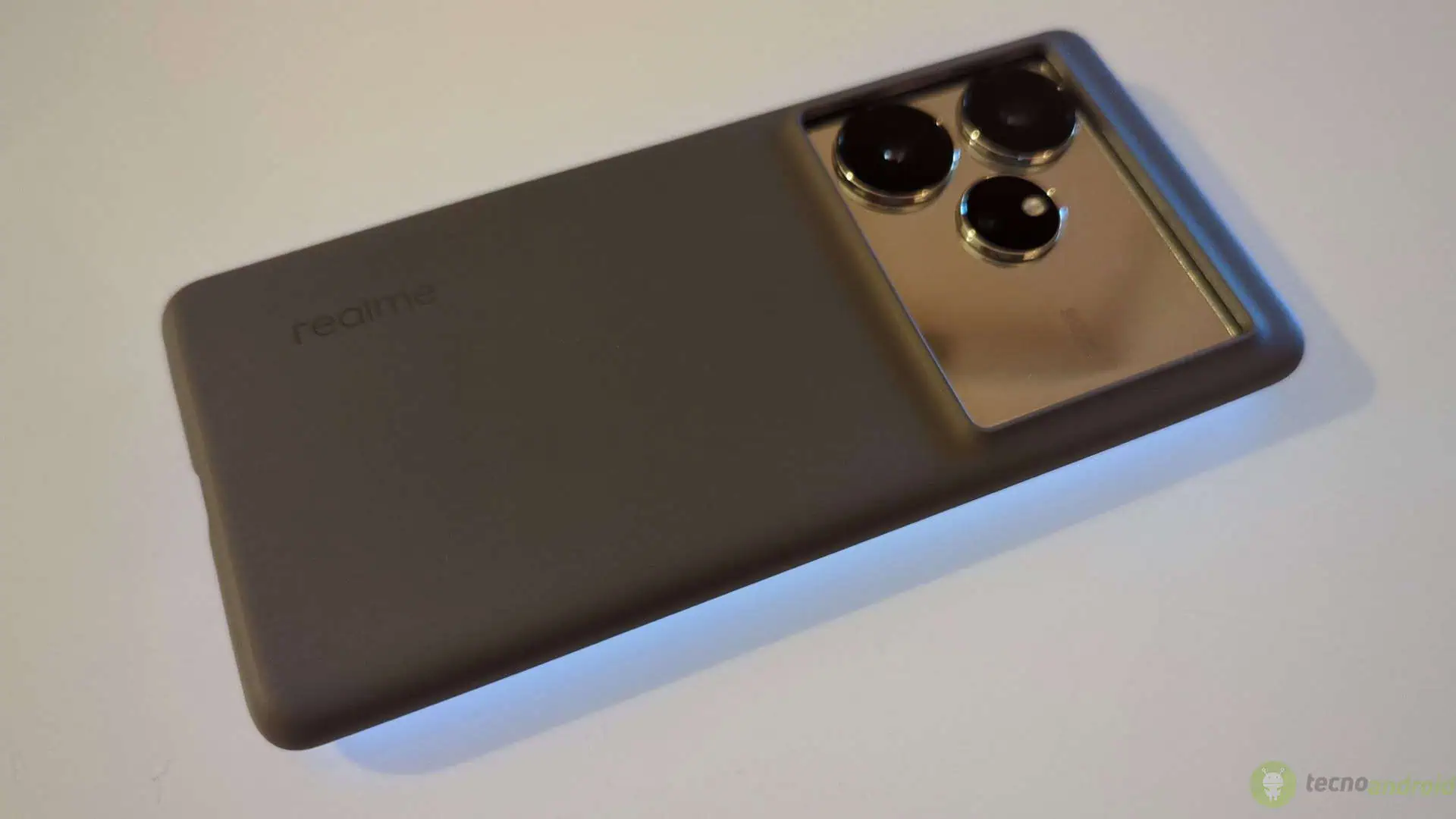 realme gt65
