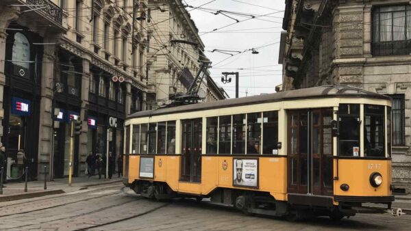 Bosch sviluppa una tecnologia sofisticata, con tanto di radar e intelligenza artificiale predittiva, per migliorare la sicurezza sui tram.