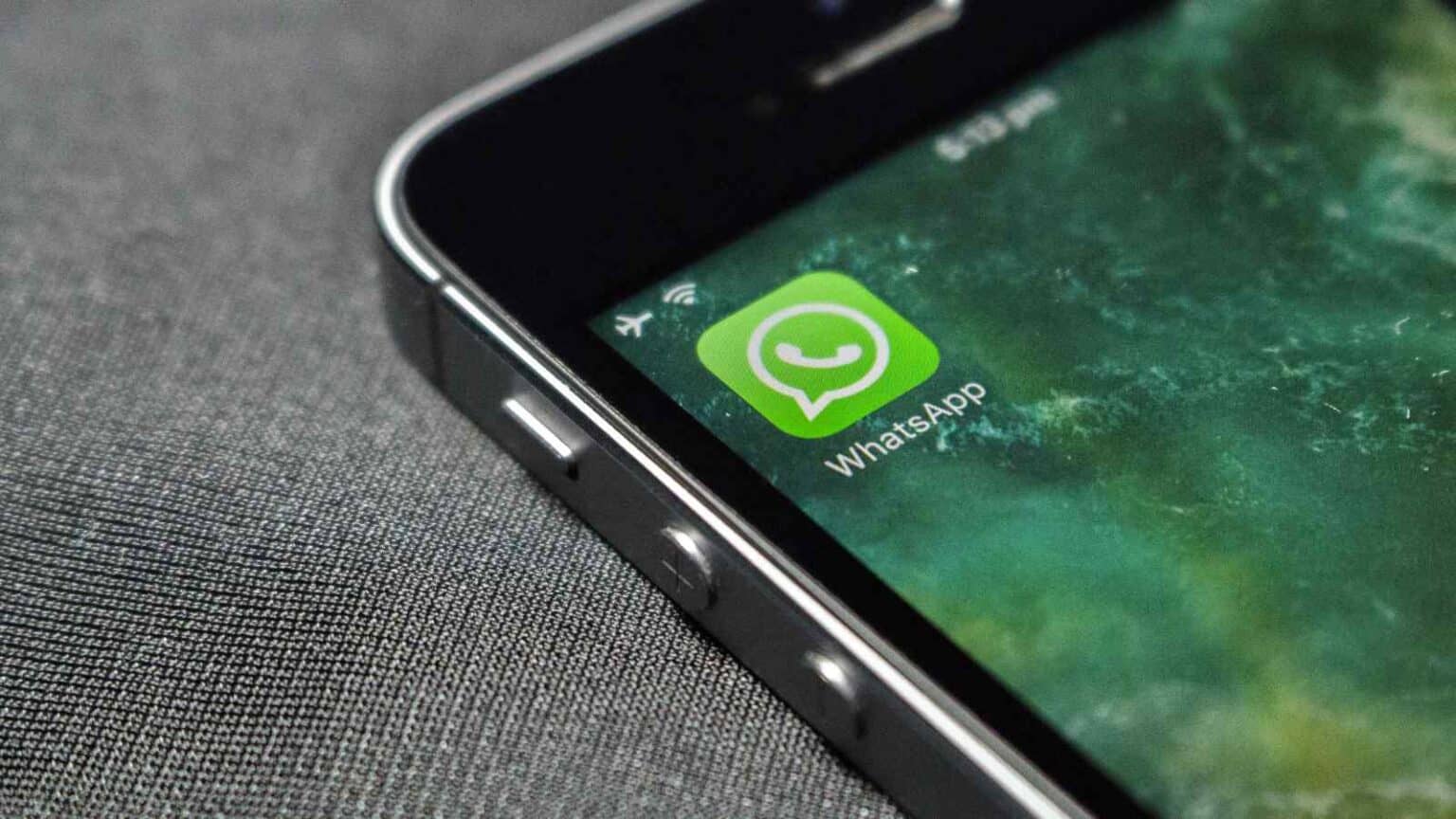 WhatApp si aggiorna ancora, ma stavolta ancora in Beta, e scopre due carte interessanti del suo mazzo!
