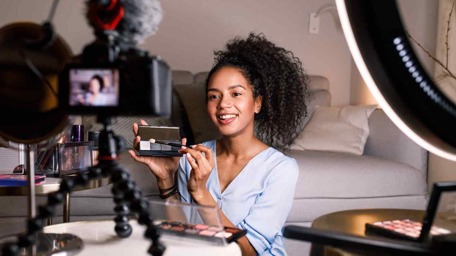 Gli YouTuber e i creator in generale possono servire da sostegno emotivo in una relazione parasociale