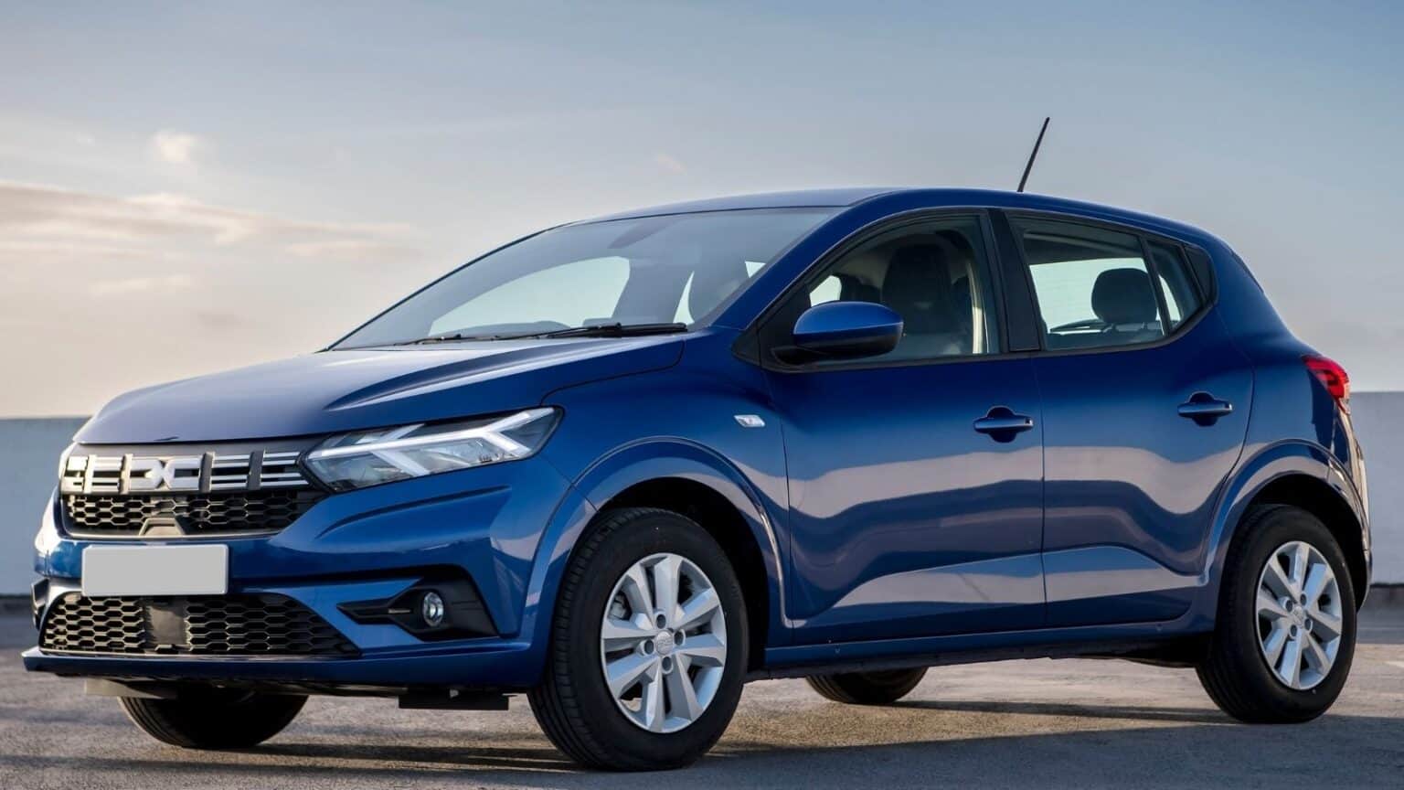 La nuova Dacia Sandero 2026: svelato il design dell'auto