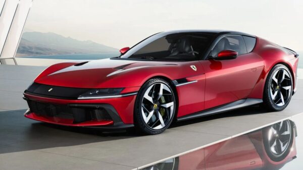 Ferrari: programmi di garanzia estesa per le auto ibride plug-in