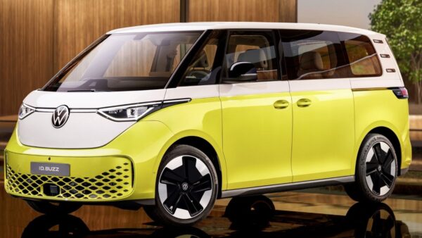 Volkswagen aggiorna le ID. Buzz in Italia con un nuovo motore