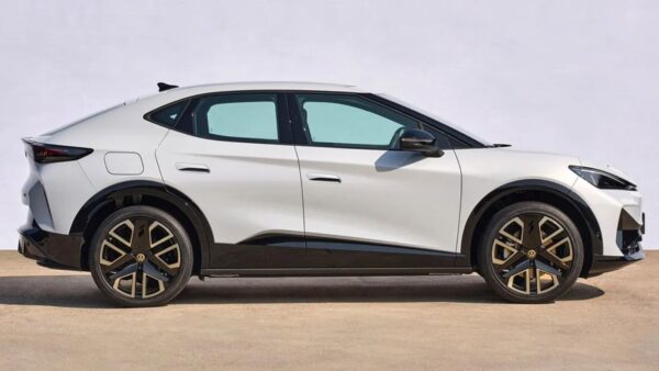 Volkswagen svela ID. UNYX: svelato il SUV Coupé elettrico