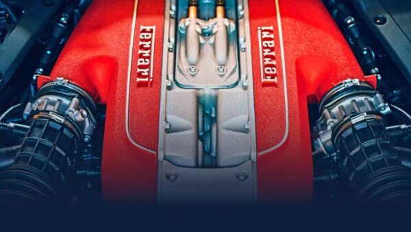 Futuro dell'auto Ferrari: non solo elettrico, ma anche e-fuel e idrogeno