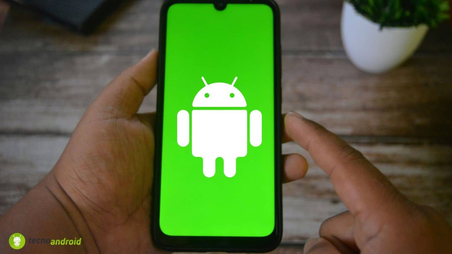 Smartphone Android sotto attacco: ecco cosa sta succedendo
