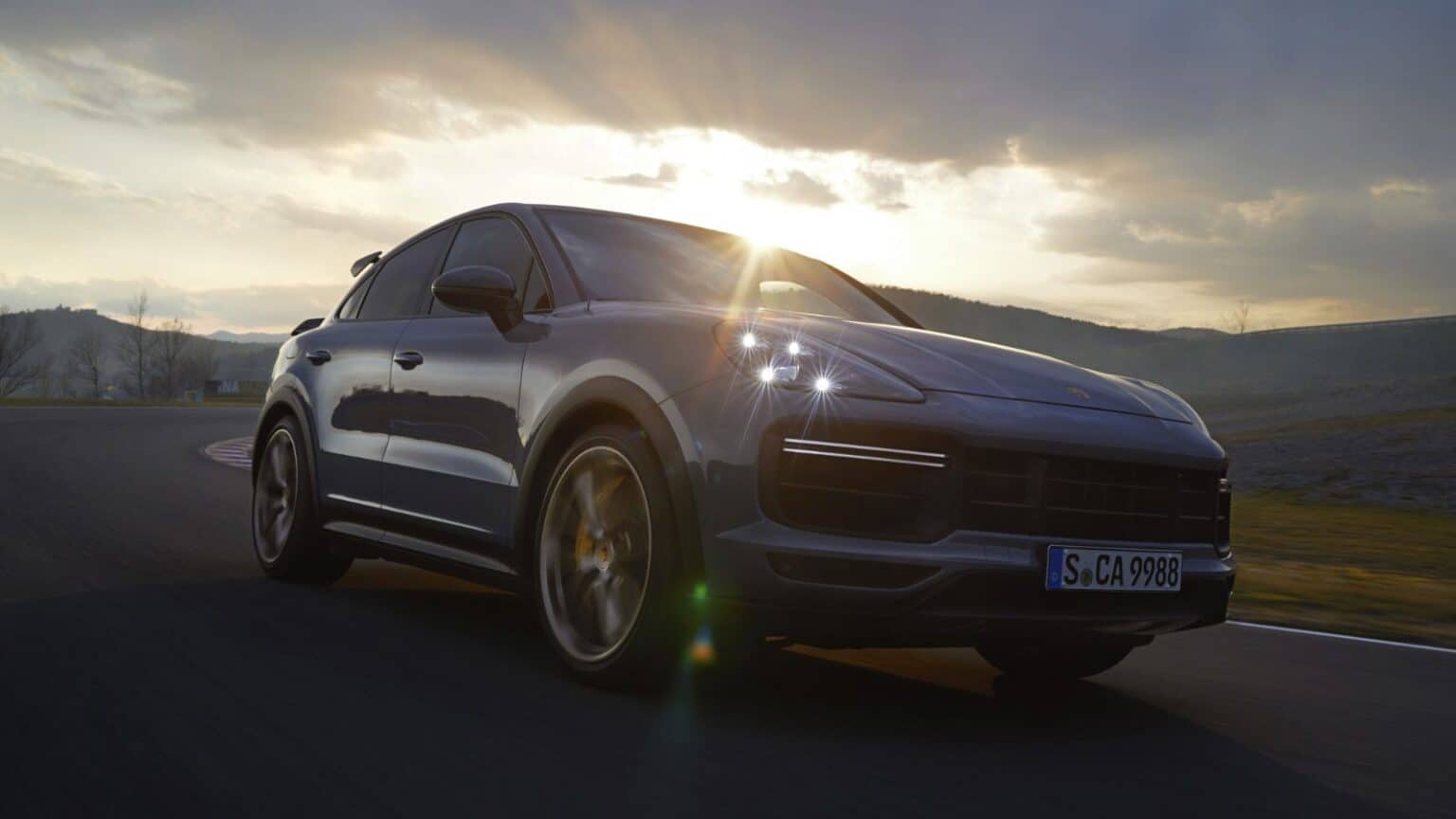 Porsche Cayenne hardware e software