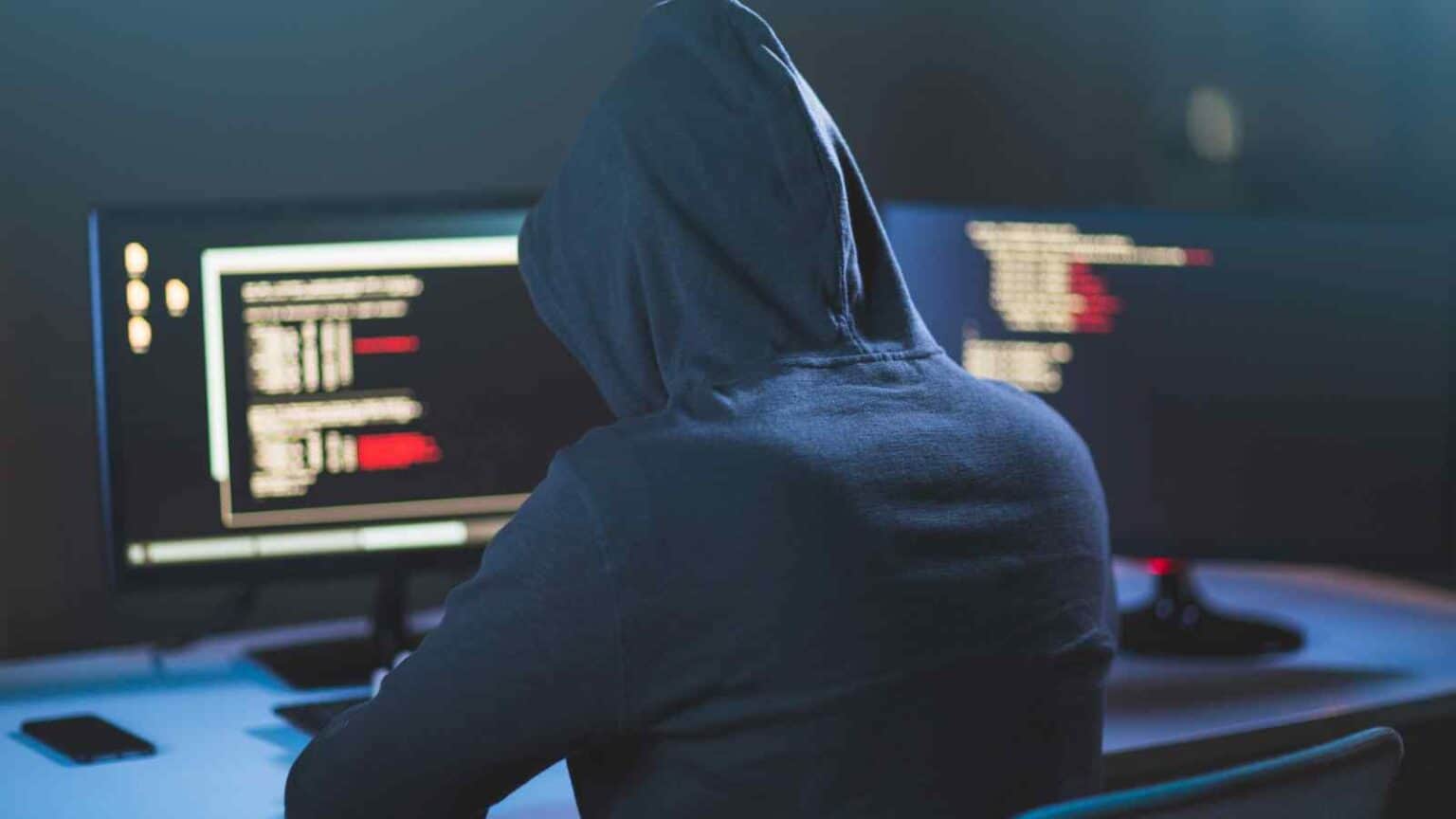 Microsoft subisce un'attacco hacker da parte dei Midnight Blizzard, che mette a repentaglio la sicurezza di importanti organi governativi.