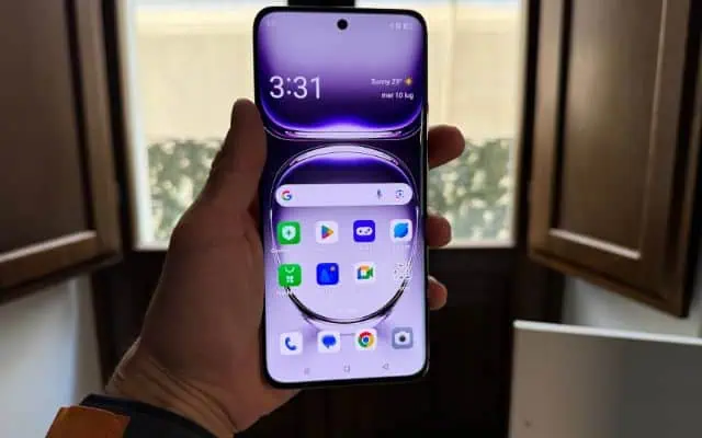 OPPO Reno 12 OPPO Reno 12