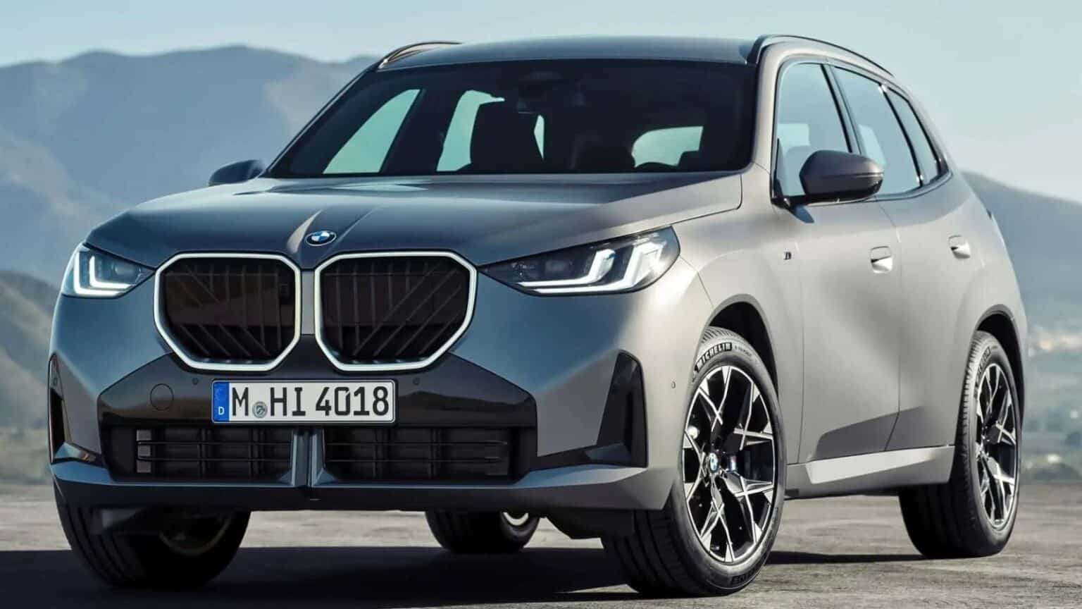 BMW X3 2024: tecnologia, spazio e comfort di alta gamma