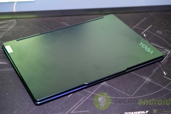 Lenovo Yoga 9i 2-in-1 - dettaglio Lenovo Yoga 9i 2-in-1 - dettaglio