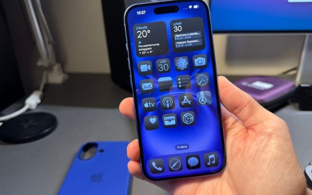 iPhone 16 iPhone 16