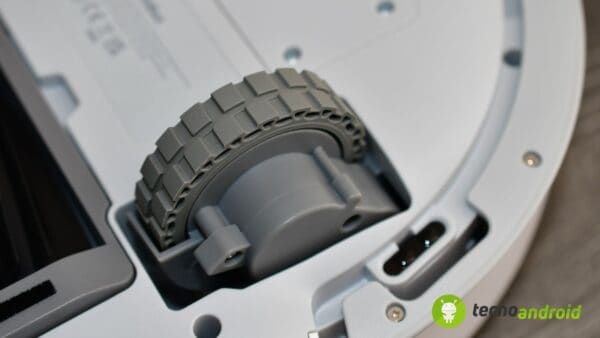 robot SwitchBot Mini Robot Vacuum K10+ Pro: il più compatto ed avanzato