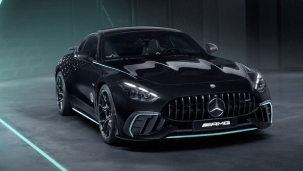 Mercedes-AMG GT 63 PRO Motorsport Collectors Edition: omaggio alla Formula 1