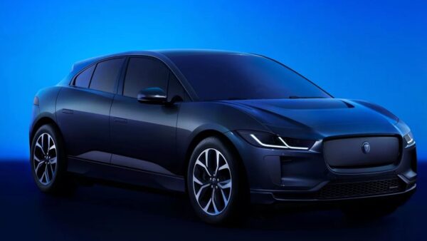 Jaguar pronta a rivoluzionare il futuro: tutto elettrico dal 2026