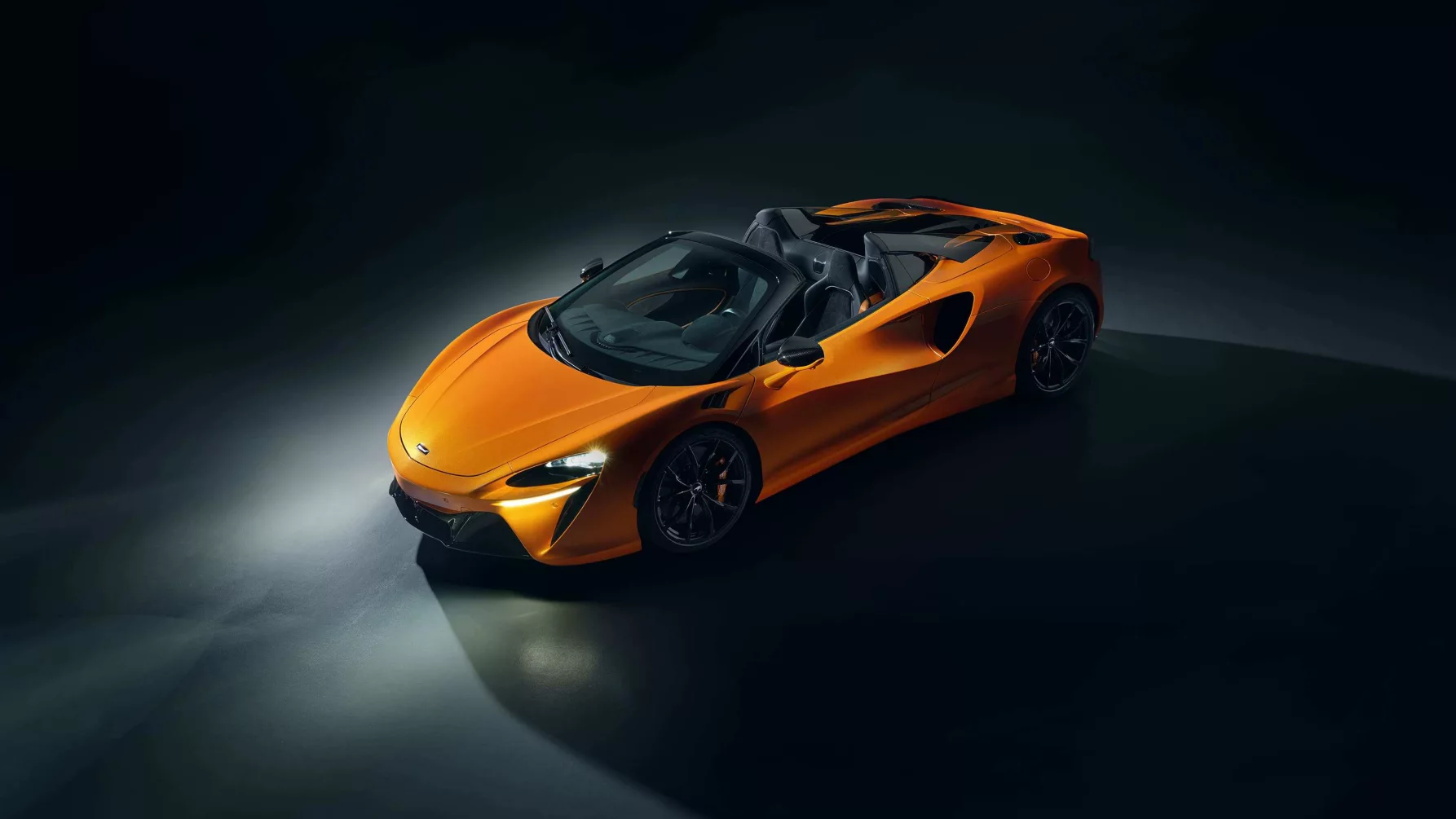 McLaren Artura Spider, anteprima italiana al Salone Auto Torino 2024