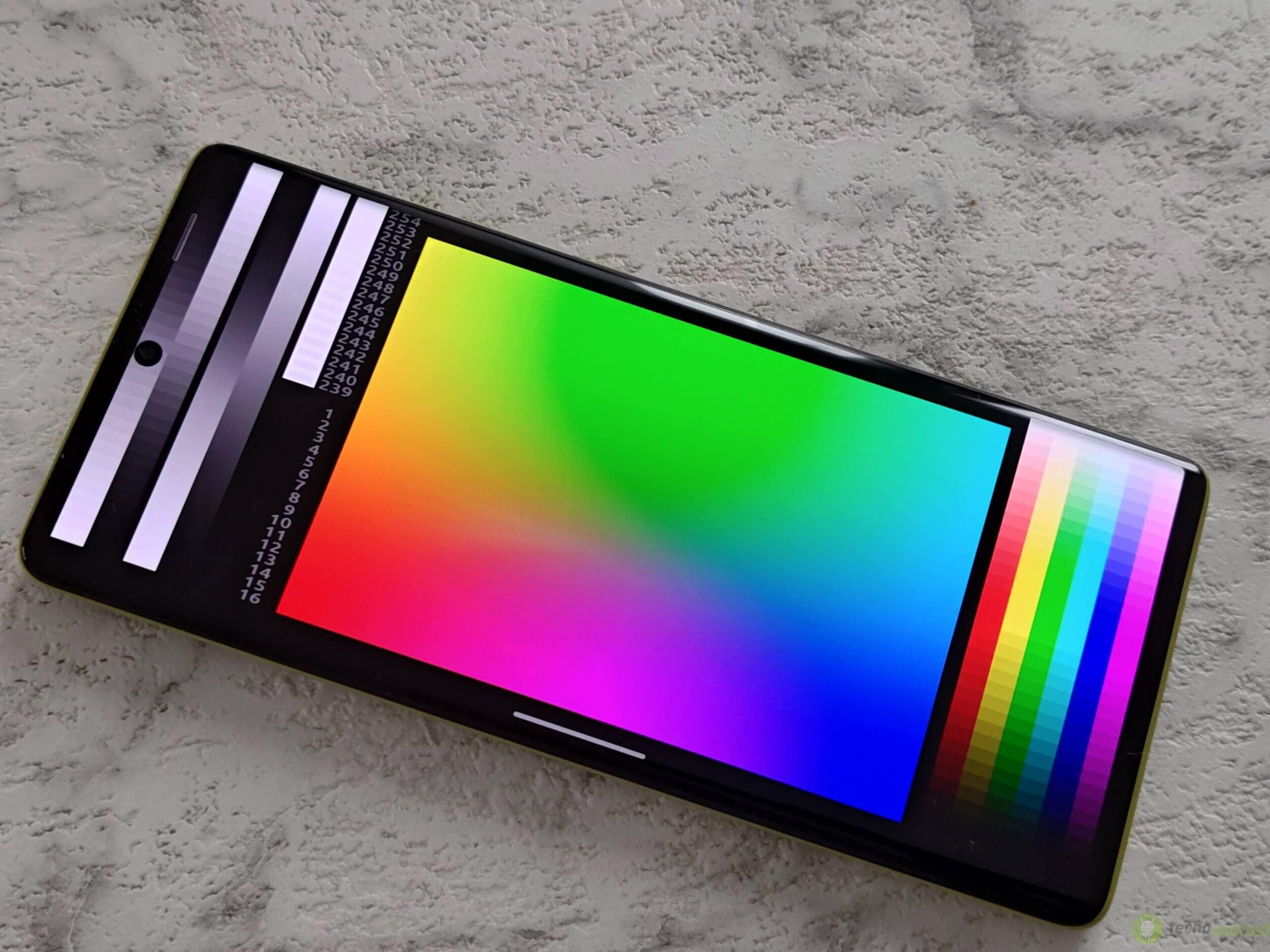 Motorola Moto G85 (6)