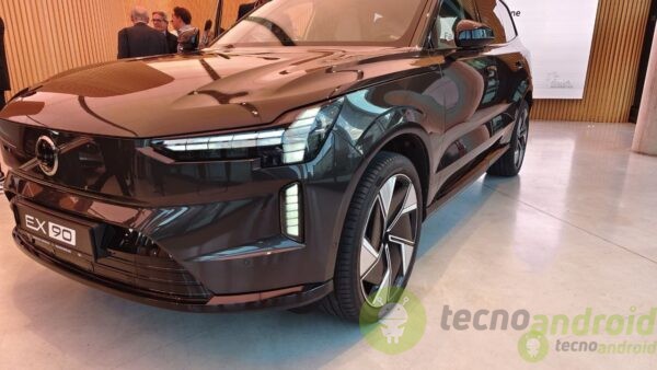 Volvo XC90 - funzionalità