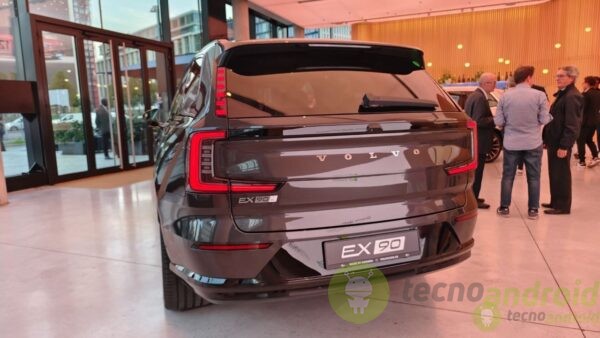 Volvo XC90 - specifiche