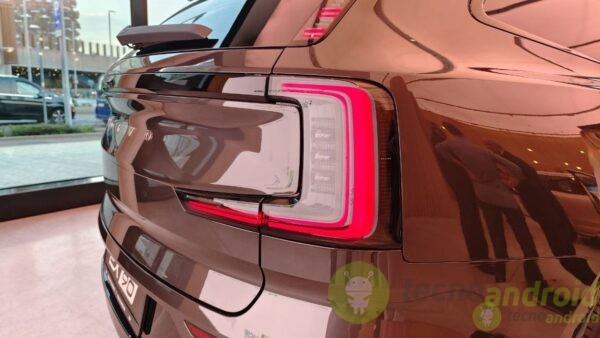 Volvo XC90 - immagine 9
