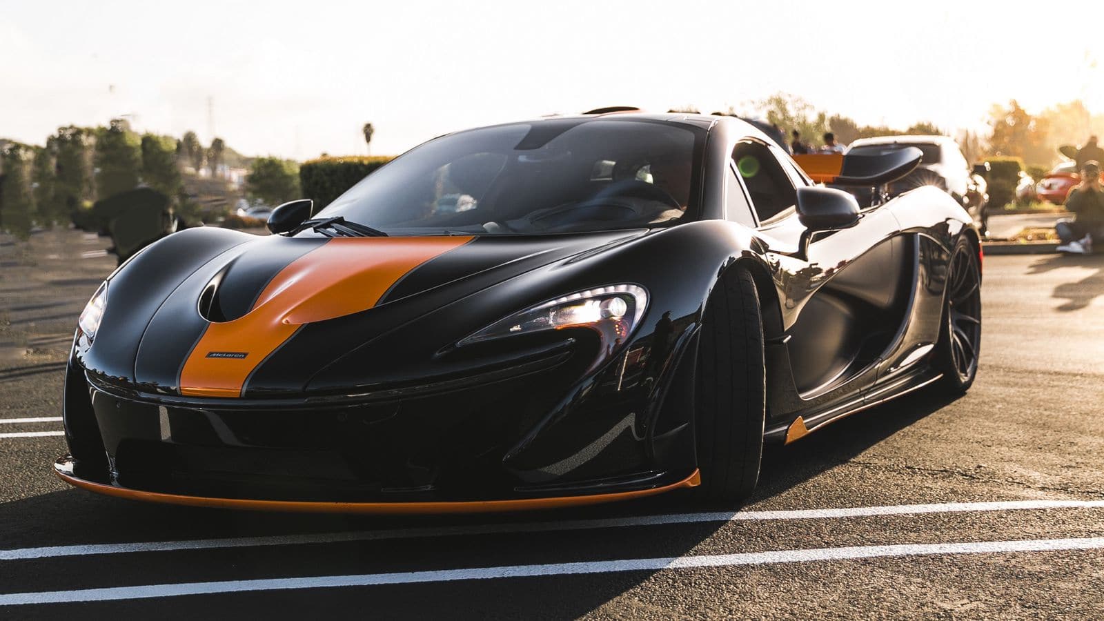 McLaren W1, ecco i 1300 CV di pura potenza