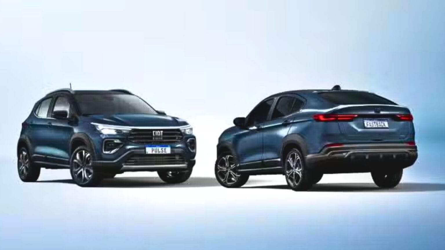Fiat accelera: arrivano i nuovi SUV ibridi Fastback e Pulse