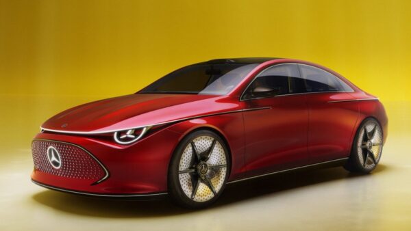 Mercedes CLA 2025: la nuova era della berlina tedesca