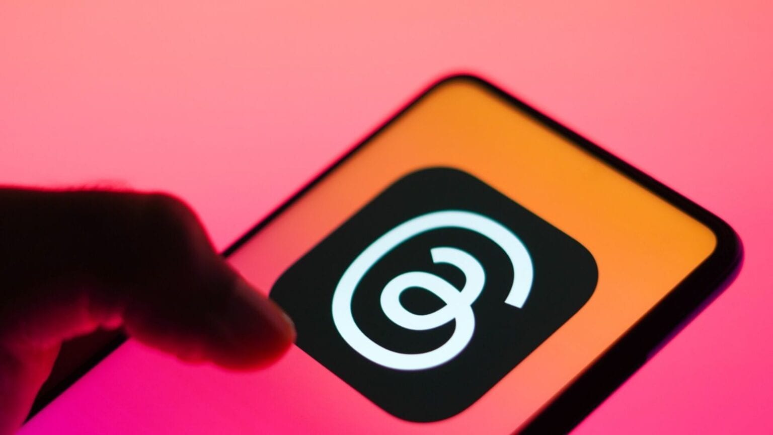 Threads si aggiorna ancora: arrivano i post programmati