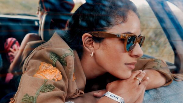 Ray-Ban Meta: gli smart glasses ora riconoscono i brani con Shazam