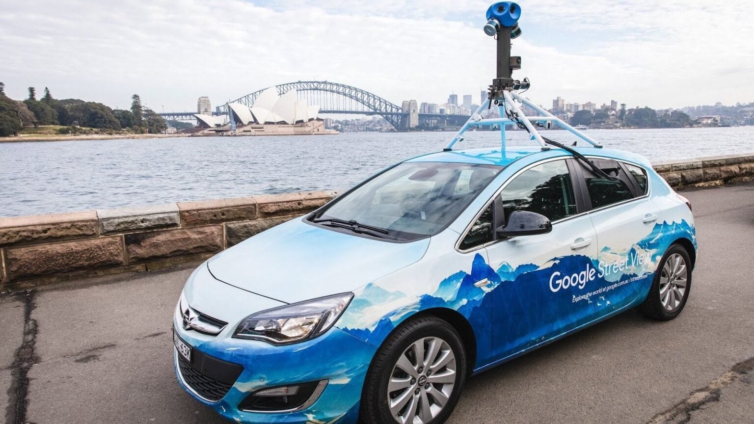 Google Street View fotografa uomo con cadavere in auto: risolto caso di omicidio