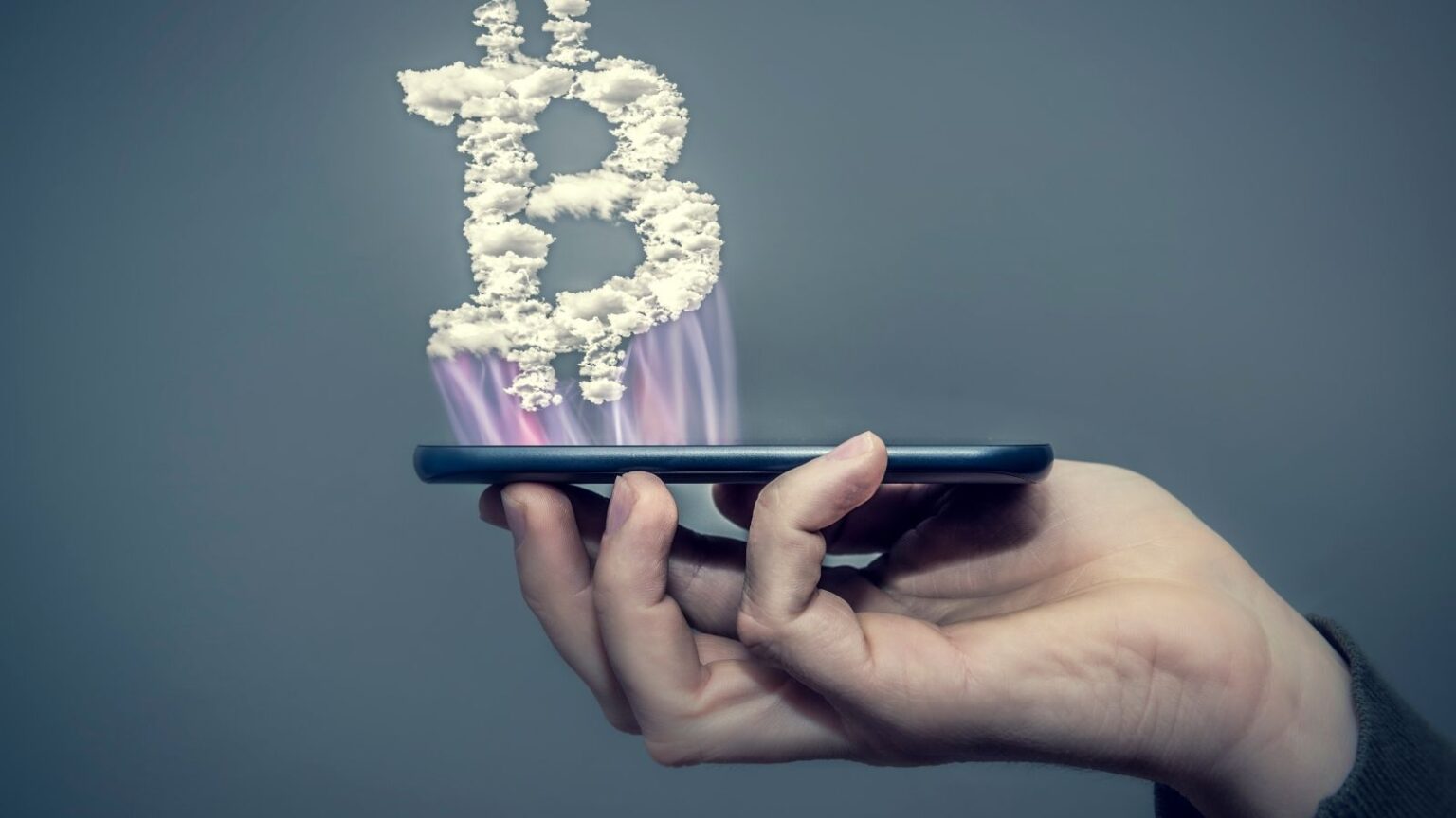 Bitcoin supera il record: ha toccato i 106.000 dollari