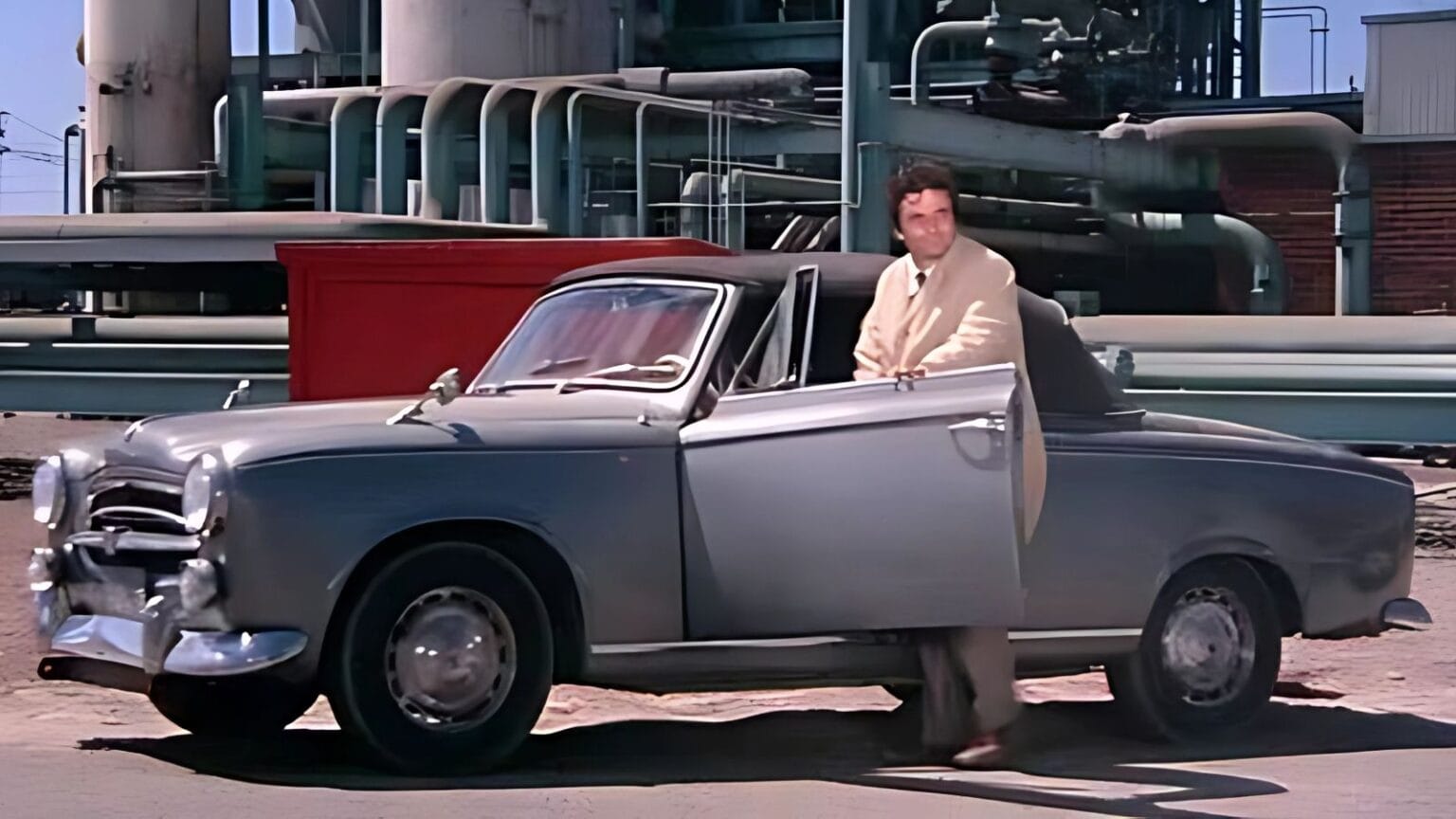 Peugeot 403 Cabriolet: l’iconica auto del Tenente Colombo
